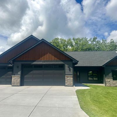 600 4 Th Ave, New Glarus, WI 53574