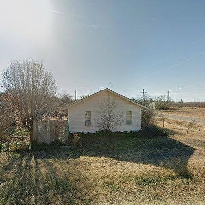 610 W Garrison Ave, Electra, TX 76360