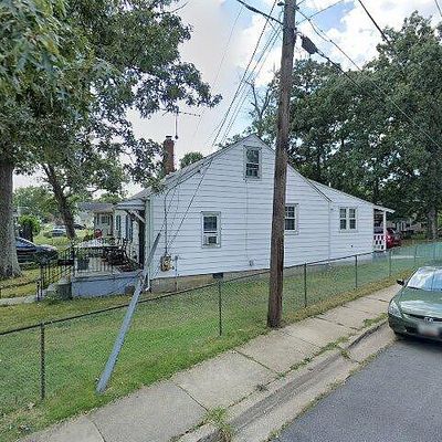 616 Douglass Ave, Rockville, MD 20850