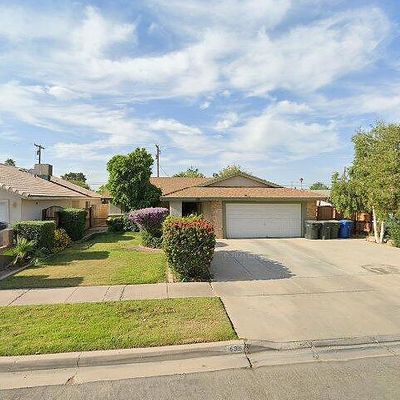 635 Desert Gardens Dr, El Centro, CA 92243