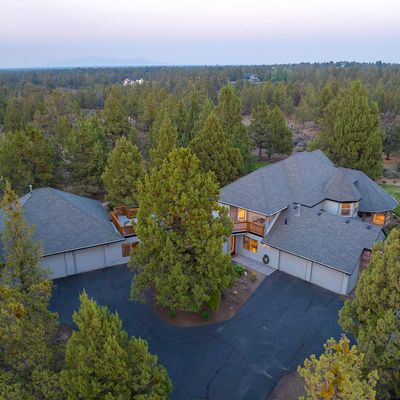 64300 Crosswinds Rd, Bend, OR 97703