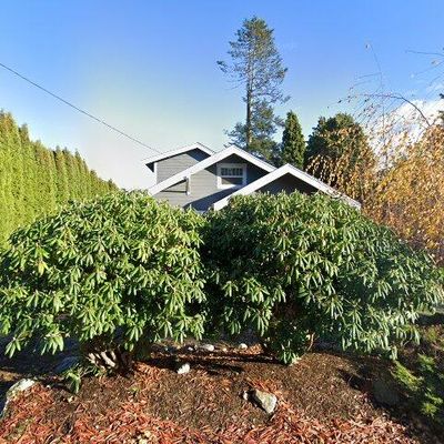 5502 Northwest Dr, Bellingham, WA 98226