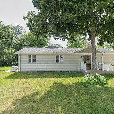 5638 E Peninsula Rd, Waterford, WI 53185