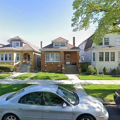 5653 W Cornelia Ave, Chicago, IL 60634