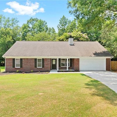 570 Fawn Ln, Loganville, GA 30052