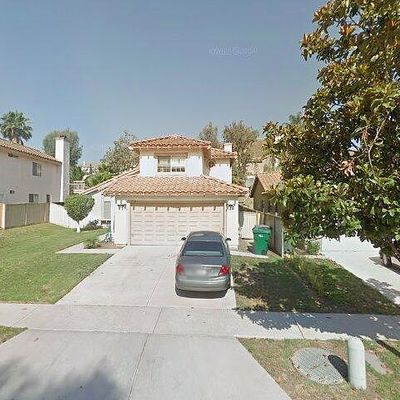 718 Saint Helena Dr, Corona, CA 92879