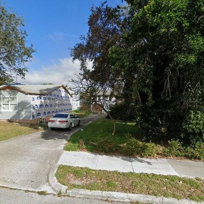 727 Tuscaloosa St, West Palm Beach, FL 33405