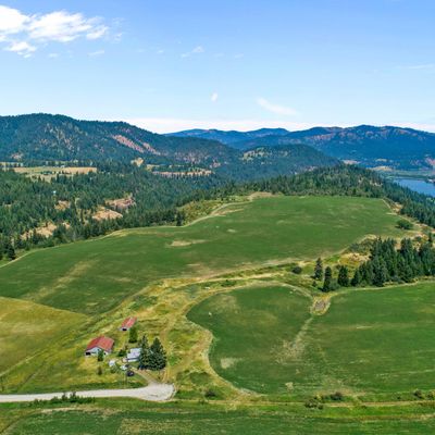 7375 E Sunrise Dr, Harrison, ID 83833