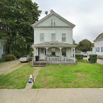 76 Liberty St, Pawcatuck, CT 06379