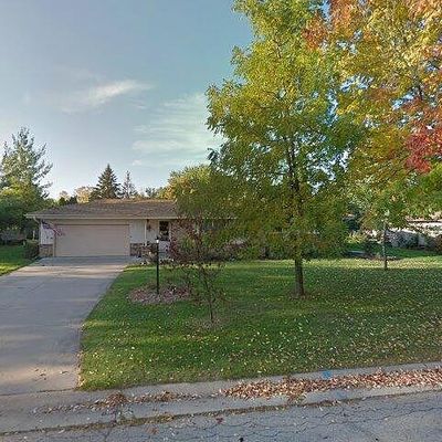 7726 W Plainsview Dr, Franklin, WI 53132