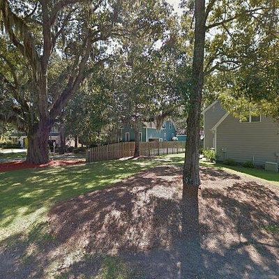 7912 Olde Pond Rd, Wilmington, NC 28411