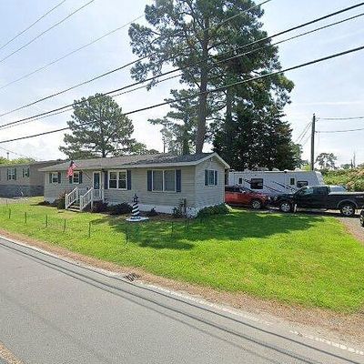 8111 Leo Ln, Chincoteague Island, VA 23336