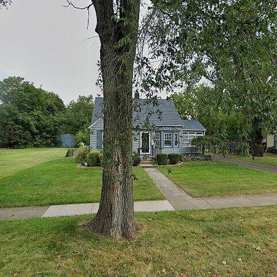 665 Park Ave, Amherst, OH 44001