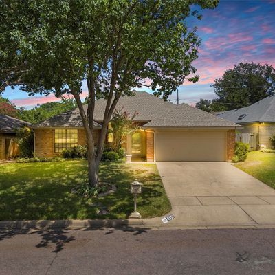 6921 Weatherwood Rd, Fort Worth, TX 76133