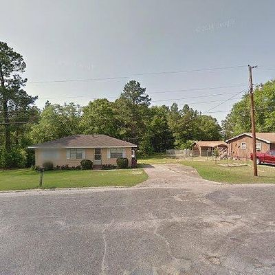 709 N Marable Dr, Tuskegee, AL 36083