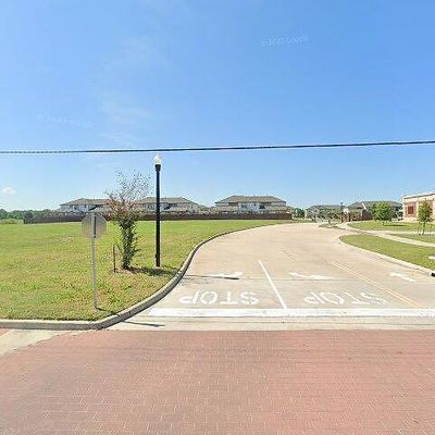 7114 Fannin St, Pearland, TX 77584