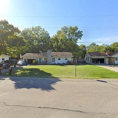 941 W Thomas L Pkwy, Lansing, MI 48917