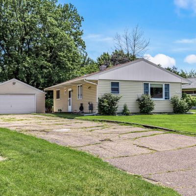 820 23 Rd Ave N, South Saint Paul, MN 55075