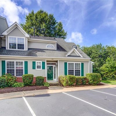 822 Oak Springs Ct, Newport News, VA 23602