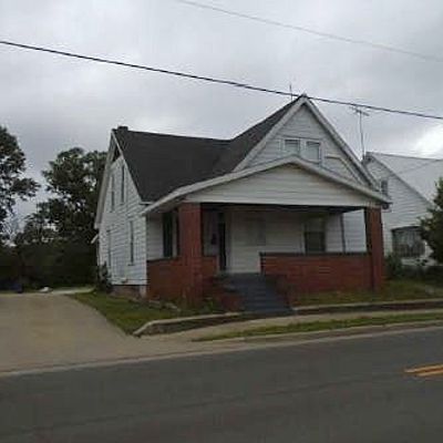 829 S Main St, Princeton, IN 47670