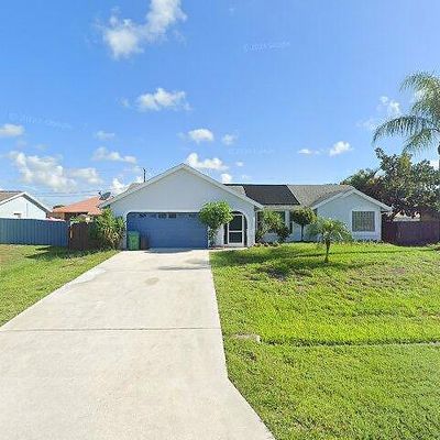 863 Sw Mccomb Ave, Port Saint Lucie, FL 34953