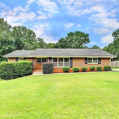 879 Old Tucker Rd, Stone Mountain, GA 30087