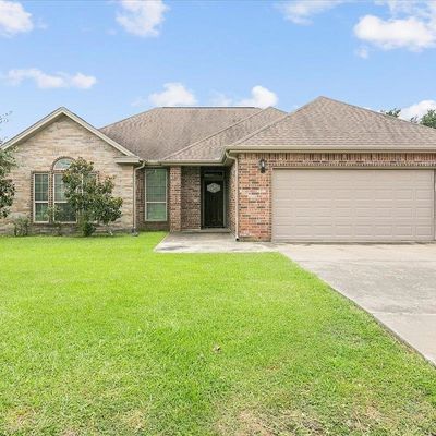 890 Amber Kay Ln, Bridge City, TX 77611