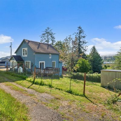 1008 Virginia St, Raymond, WA 98577