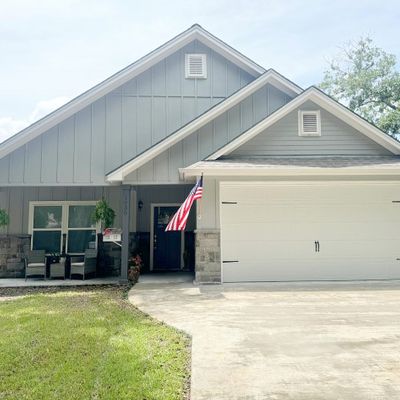 1030 Mcarthur Dr, Port Neches, TX 77651