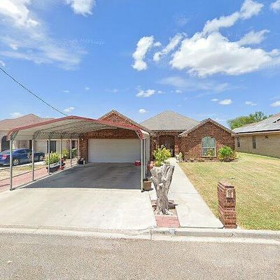 107 Los Altos St, Roma, TX 78584