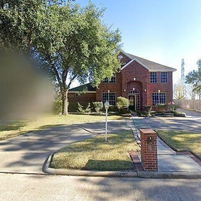 11155 Canyon Trail Dr, Houston, TX 77066