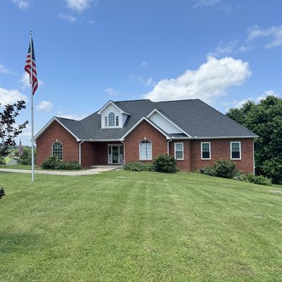 10 County House Cir, Carthage, TN 37030