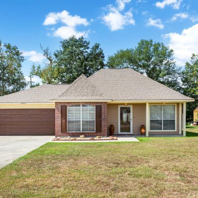 10016 Park Ridge Dr, Denham Springs, LA 70706