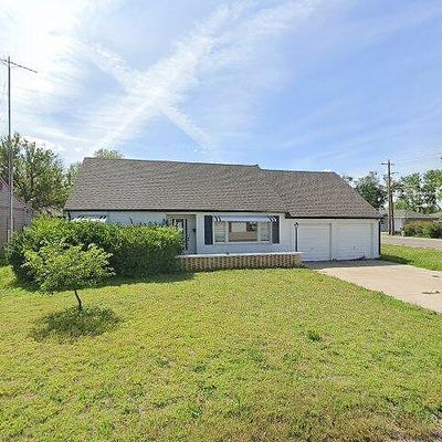 1221 Wilson St, Great Bend, KS 67530