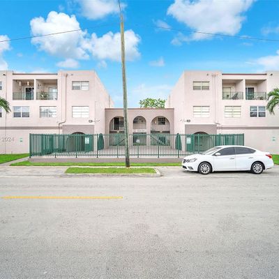 1350 W 53 Rd St #12, Hialeah, FL 33012