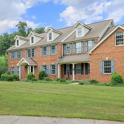 12 Victoria Ln, Morristown, NJ 07960