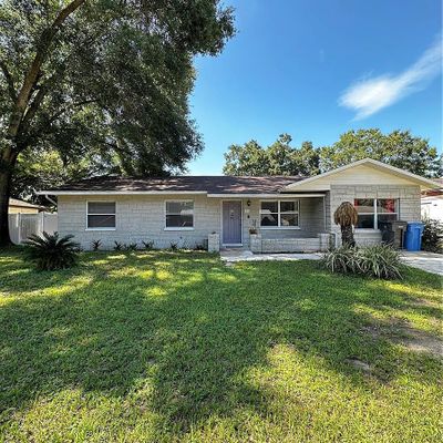 1207 Cedar Tree Ln, Seffner, FL 33584