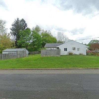 156 W Trenton Ave, Fairless Hills, PA 19030