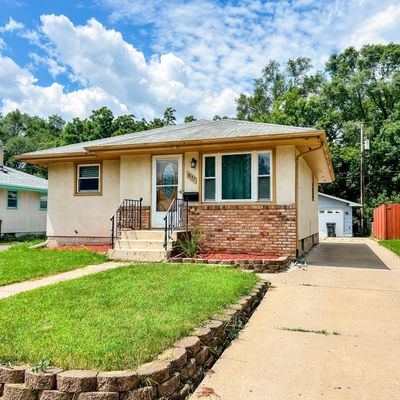 1577 Mcafee St, Saint Paul, MN 55106