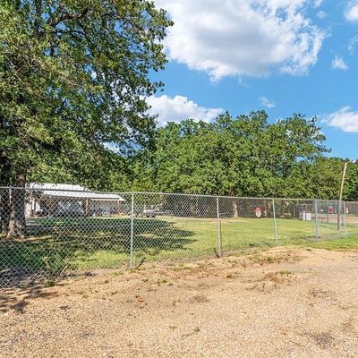 169 Golden Oaks Dr, Mabank, TX 75156