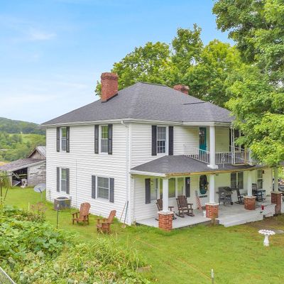 1421 Bishoptown Rd, Duffield, VA 24244