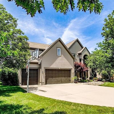 14212 Hadley St, Overland Park, KS 66223