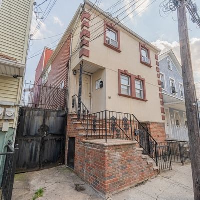 143 Tichenor St, Newark, NJ 07105