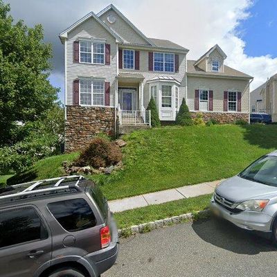 145 Winding Hill Dr, Hackettstown, NJ 07840