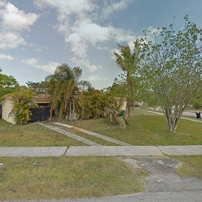 19201 Flag Dr, Cutler Bay, FL 33157