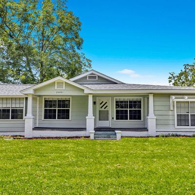 20091 Lovers Ln, Long Beach, MS 39560