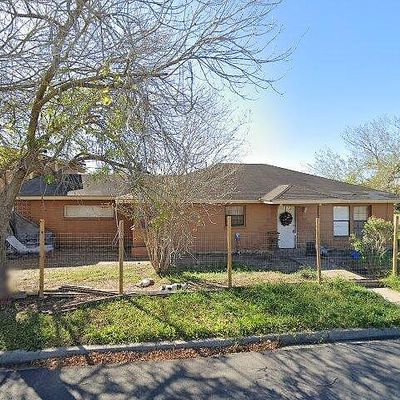 201 S Montgomery Dr, Edcouch, TX 78538