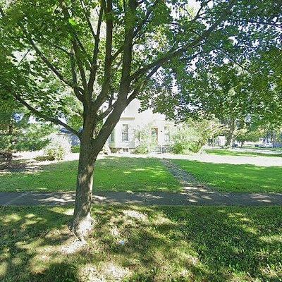 204 Elm St, Wellington, OH 44090