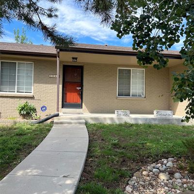 2043 S Salida St, Aurora, CO 80013