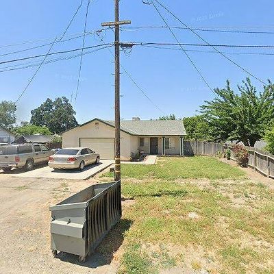 20817 S Gonser St, Laton, CA 93242